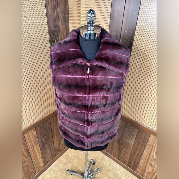 CAROLINA HERRERA DESIGNER DYED EGGPLANT SHEARED WEASEL FUR VEST JACKET COAT 8 M - Picture 2 of 12